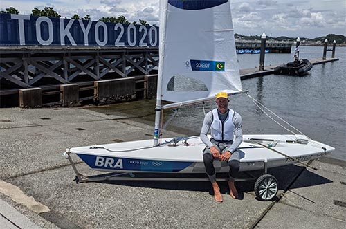 Scheidt se prepara para treino na raia de Enoshima  / Foto: Divulgação 