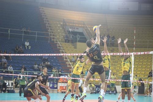 Ponta Grossa Caramuru vence a terceira de quatro partidas fora de casa / Foto: Júnior Neves Brito