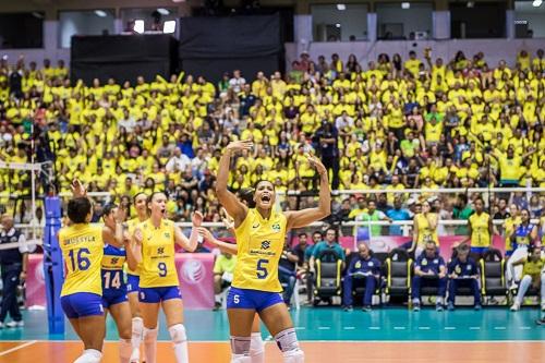 Central marcou 18 pontos na vitória decisiva sobre os Estados Unidos / Foto: Divulgação/FIVB