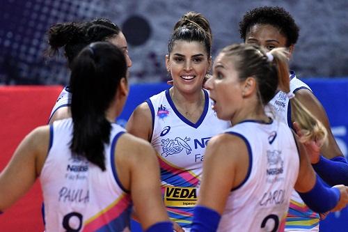 Equipe de Osasco bateu as donas da casa no encerramento do quadrangular amistoso, em Lima / Foto: João Pires / Fotojump