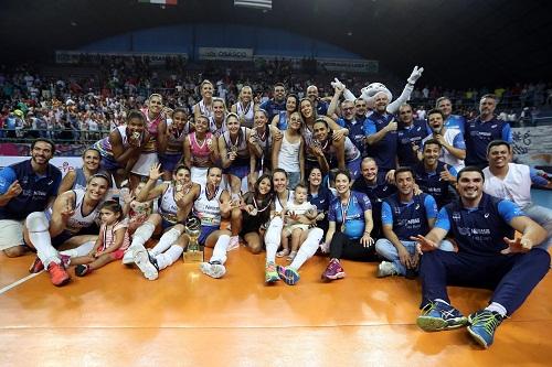 Equipe de Osasco perde o segundo jogo por 3 a 2, mas conquista o sexto título paulista consecutivo ao fechar o golden set, depois de três horas de jogo que levou ao delírio a torcida que lotou o José Liberatti / Foto: João Pires / Fotojump