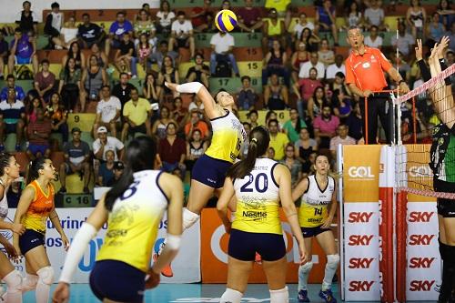 Equipe de Osasco chegou a estar na frente por 2 a 0, mas adversário reagiu e levou a decisão para o tie-break. No final, valeu a garra das atuais hexacampeãs paulistas. Tandara foi a maior pontuadora mais uma vez e Mari Paraíba recebeu o VivaVôlei / Foto: João Neto/Fotojump