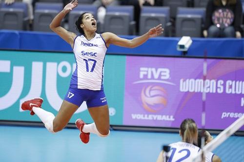 Equipe carioca se mantém na luta por título inédito e fará a semifinal neste sábado, no Japão / Foto: Divulgação FIVB