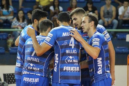 Com a vitória, a EMS Taubaté Funvic chega aos 19 pontos ganhos na competição, reassumindo a vice-liderança / Foto: Rafinha Oliveira/EMS Taubaté Funvic