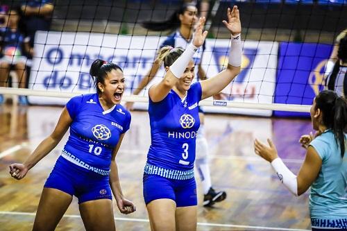 Equipe contou com retorno de atletas da Seleção e teve Zé Roberto Guimarães no banco auxiliando a equipe na primeira vitória fora de casa no Paulista 2017 / Foto: William Lucas/Inovafoto