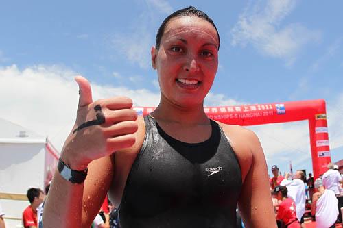 A brasileira Poliana Okimoto terminou em sexto lugar nos 10 quilômetros do Mundial de Xangai com o tempo de 2h02min13s6, e garantiu a vaga brasileira nos Jogos de Londres/2012 / Foto: Satiro Sodré AGIF